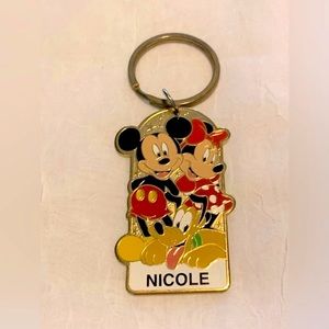 “Nicole”Monogramed Keychain Walt Disney World Mickey, Minnie, Pluto, Gold Tone